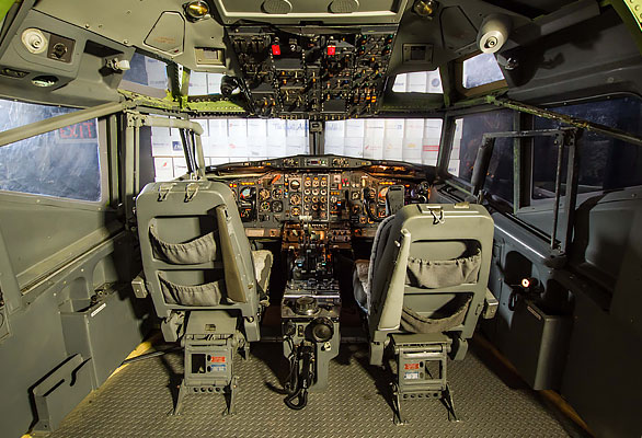 sets-07-analog-cockpit